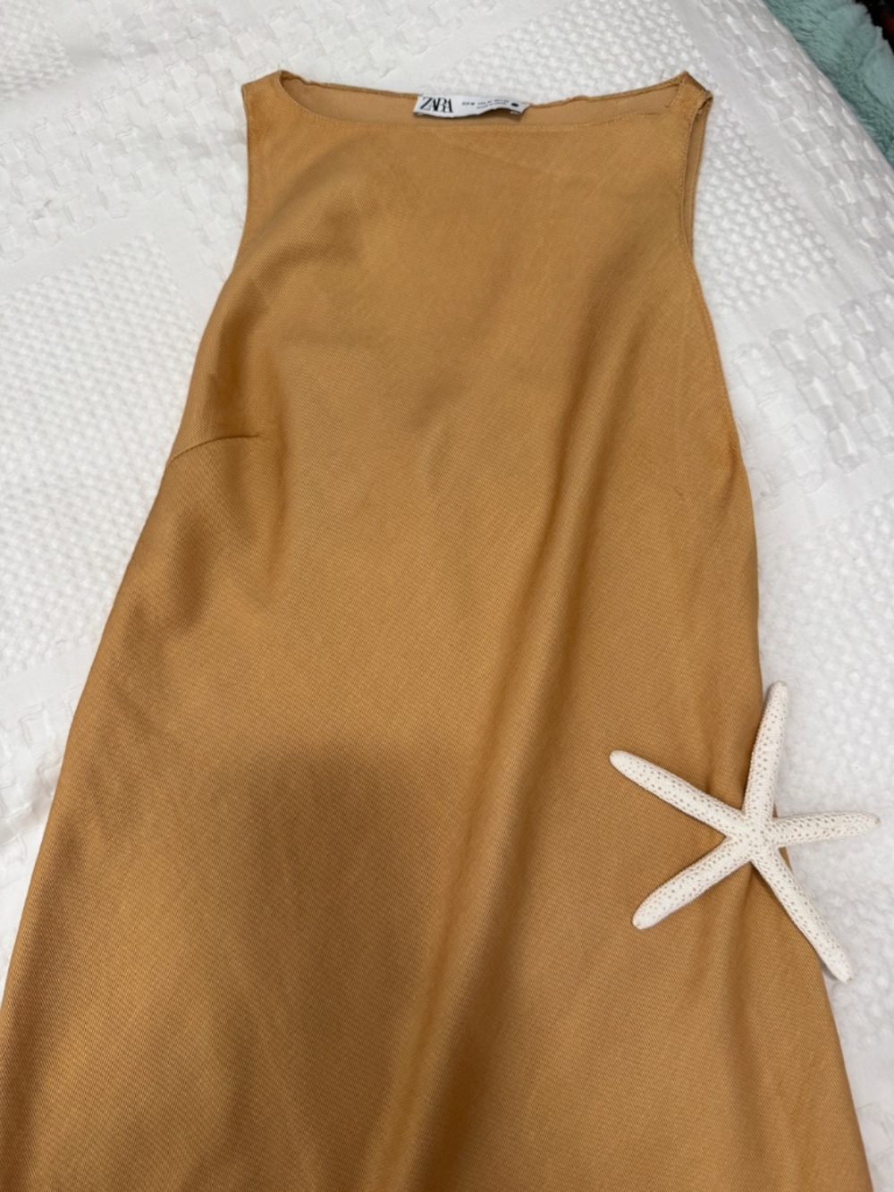 Zara Dress - Picture 2 of 7